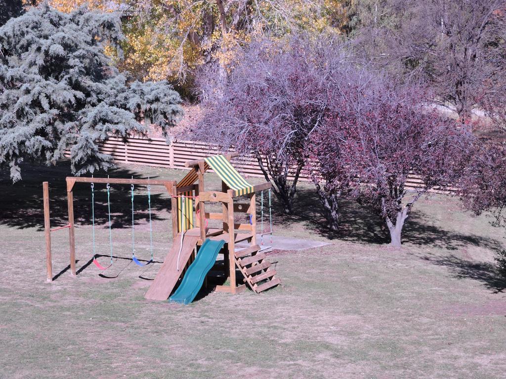 Siesta Villa Jindabyne Exterior photo